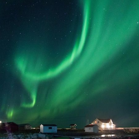 Kvalnesbrygga Hotel Kvalnes  Bagian luar foto